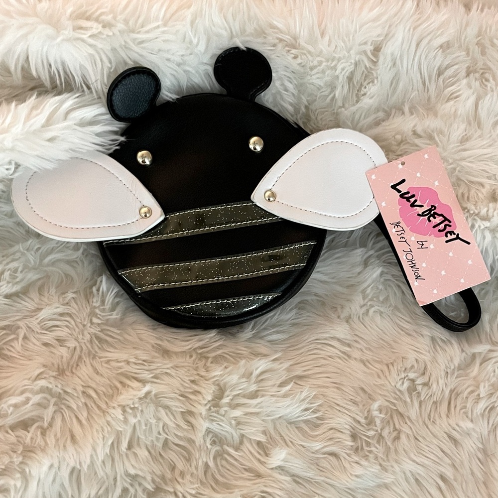 🆕 Betsey Johnson | Bumblebee Wristlet Purse